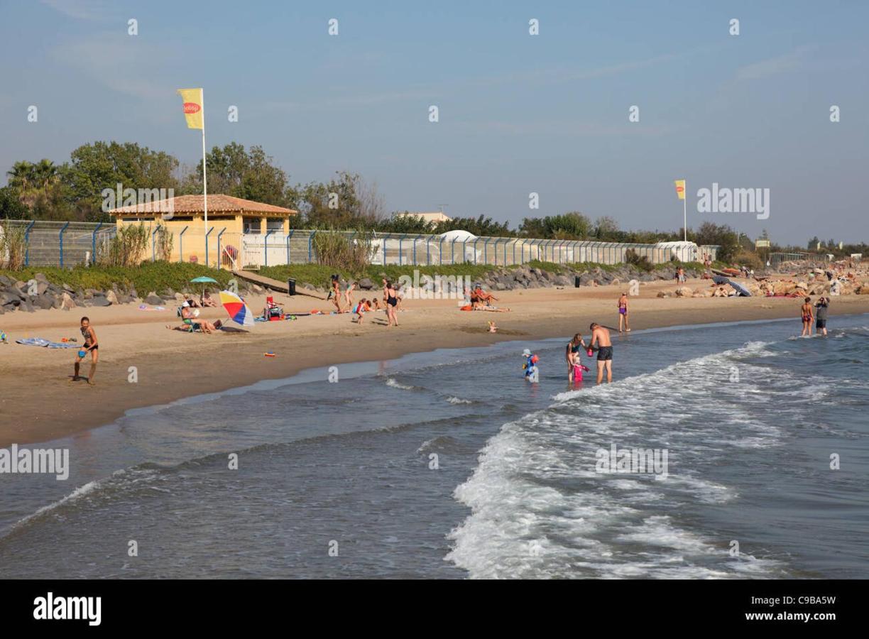 Camping Carabasse Vias Plage. Bagian luar foto