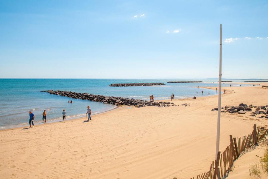 Camping Carabasse Vias Plage. Bagian luar foto